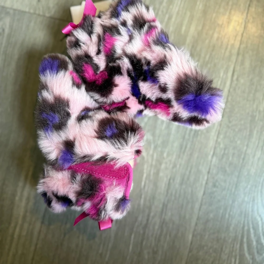 UGG Kids Fuzzy Leopard Print Slippers Boots Pink Purple Sz 4‎
